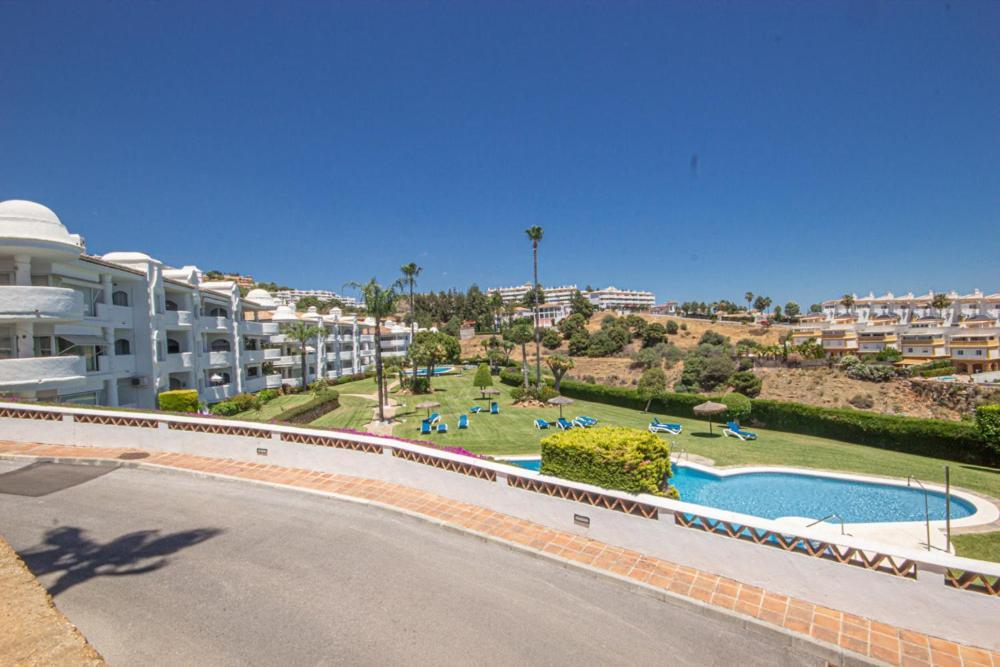 Wonderful 2 Bed Apartment With Stunning Sea Views Sitio de Calahonda Εξωτερικό φωτογραφία